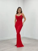 Krep Kumaş Degaje Yaka Askılı Elbise - KIRMIZI - 2