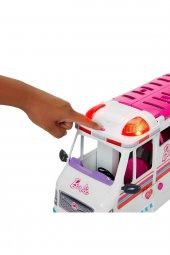 BARBİENIN YENİ AMBULANSI HKT79 - 6