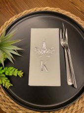 Gümüş Yaldızlı Beyaz Unicorn K Baş Harf Garson Katlama Peçete 50 Adet thumbnail 1