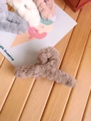 Peluş Tüylü Mandal Toka - 2