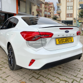 Ford Focus 4 2018 ve Sonrası Sedan Uyumlu Bagaj Üstü Spoiler Bagaj Çıtası Piano Black Parlak Siyah - 2