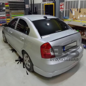 Hyundai Accent Era Bagaj Üstü Spoiler Bagaj Çıtası Piano Black - 5