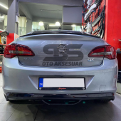 Opel Astra J Sedan Kasa Bagaj Üstü Slim Spoiler Piano Black Parlak thumbnail 6