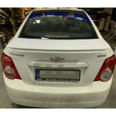 Chevrolet Aveo Bagaj Üstü Slim Spoiler Piano Black Parlak Beyaz - 1