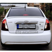 Hyundai Accent Era Bagaj Üstü Slim Spoiler Piano Black Parlak Beyaz thumbnail 1