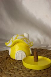 Konik Tütsülük Mantar Hobit Ev Sarı thumbnail 4