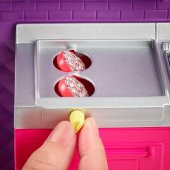 Barbie'nin Yemek Arabası Çok Sayıda Oyun Alanı ve 30'dan Fazla Gerçekçi Oyuncak Figür - 7