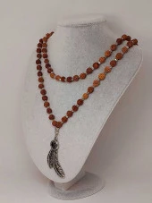 Rudraksha Tohumlu 108lik El Yapımı Kuş Tüyü Sembollü Mala Kolye thumbnail 2