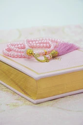 Özel Kutulu Gelin Bohçasına Uygun Hediyelik Çeyizlik Seccade Seti Pembe thumbnail 5