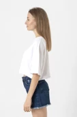 One Piece Anime Sanji Beyaz Kadın Crop Tshirt - 2