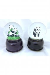 Büyük Boy Harika Pandalar Işıklı Otomatik Üflemeli Kar Küresi - 1