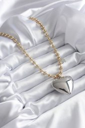 Pirinç Gold Renk Topçuk Zincir Gümüş 3D Kalp Model VİP Kadın Kolye thumbnail 2