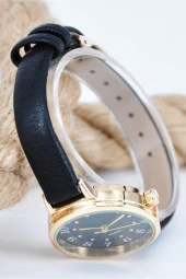 Altın Renk Kasa Siyah Deri Kordon Siyah Kadran Kadın Kol Saati SU-887 - 1