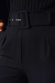 Kemerli Kopçalı Kumaş Pantolon Siyah thumbnail 4