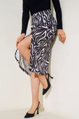 Zebra Desenli Yırtmaçlı Etek Siyah thumbnail 1