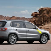 VW Tiguan 2008-2011 Sağ Ön Çamurluk Dodik Plastik Çıta 5N0854732A - 1