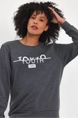 Kadın Bisiklet Yaka Rahat Kalıp 3 iplik Kalın Tokyo Baskılı Sweatshirt SPR24SWk30 - 6