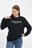 Kadın Bisiklet Yaka Rahat Kalıp 3 iplik Kalın Californıa Baskılı Sweatshirt SPR24SWK32 - 4