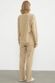 Nakış Detaylı Polar Pijama Takım - Kamel thumbnail 5
