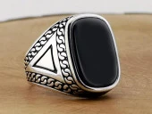 Siyah Oniks Taşlı Oval Dikdörtgen Tasarımlı 925 Ayar Gümüş Yüzük thumbnail 1