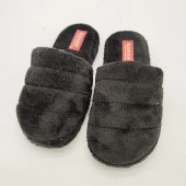 Yatay Dikişli Pofuduk Kadın Terlik Siyah Renk - 3