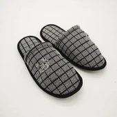 Siyah Gri Renk Kare Desenli Erkek Terlik - 11