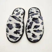 Gri Renk Siyah Desenli Kadın Terlik - 4