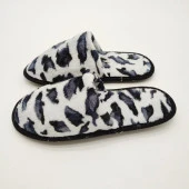 Gri Renk Siyah Desenli Kadın Terlik - 3