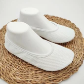 Beyaz Renk Hac Ve Umre Babeti Kaymaz Taban - 1