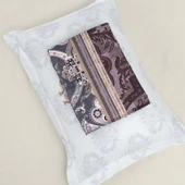 BASKILI SATEN ÇİFT KİŞİLİK NEVRESİM TAKIMI MARBELLA thumbnail 5