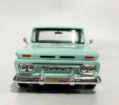 Motormax 1966 GMC C100 Fenderside 1/24 Su Yeşili Model Araba thumbnail 2