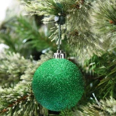 VIP DELUXE 12 ADET 5 CM SİMLİ YEŞİL TOP SÜSLER YILBAŞI AĞACI SÜSLERİ NOEL AĞACI SÜSLERİ YEŞİL TOPSÜS thumbnail 1