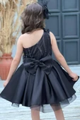 Kız Çocuk Tek Omuz Taş Detaylı Eteği Kabarık Siyah Abiye thumbnail 3