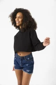Basic Siyah Kapüşonlu Crop Sweatshirt thumbnail 6