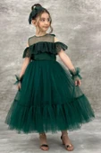 Kız Çocuk Yakası Transparan Omzu Açık Göğsü ve Kolları Güpür İşlemeli Yeşil Abiye thumbnail 1