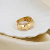 Taşlı Piramit 14 Ayar Altın Yüzük thumbnail 5