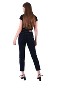 Paçaları Dikişsiz ve Yüksek Belli Cepli Astarsız Kadın Kot Pantolon Mom Fit Jean Lacivert Denim - 6