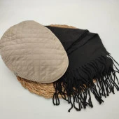 Kare Desenli Krem Renk Kasket ve Atkı İkili Takım - 8