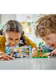 LEGO  ADO-LGF41749 NEWSROOM VAN 4 - 8