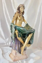 Bereket Veren Dağıtan Kadın Feng Shuı thumbnail 2