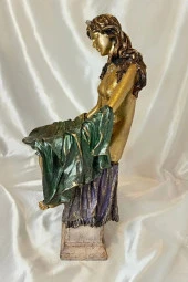 Bereket Veren Dağıtan Kadın Feng Shuı thumbnail 7