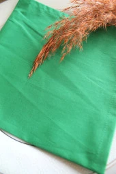 6lı Çam Yeşili Pamuk Kumaş Servis Sunum Peçetesi thumbnail 7