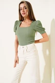 Kare Yaka Bluz Çağla Yeşil thumbnail 1