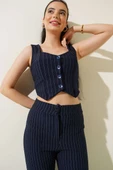 İnce Çizgili Kısa Yelek Lacivert thumbnail 1