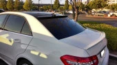 Mercedes W212(2009-2015) Uyumlu E Serisi Cam Üstü Spoiler - Piano Black (Parlak Siyah) - 2