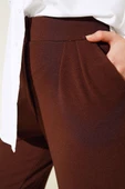Düğmeli Pileli Pantolon Kahve thumbnail 4