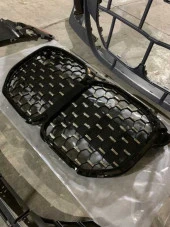 Bmw G20 İçin G22 Dönüşüm Ön Tampon & Panjur Seti thumbnail 4