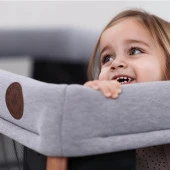 Maxi Cosi Iris 2 'si Bir Arada Anne Yanı Beşik ve Taşınabilir Çift Katlı Park Yatak Beyond Graphite Eco thumbnail 12