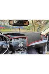 Mazda 3 2009-2013 Modelleri Için Uygun Torpido Koruma Halısı Siyah Kenar Renk Kırmızı thumbnail 1