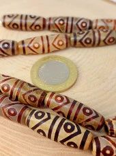 8 Göz Tibet Akik Taşı Silindir Kesim 10x30mm/adet (45806-1) thumbnail 1